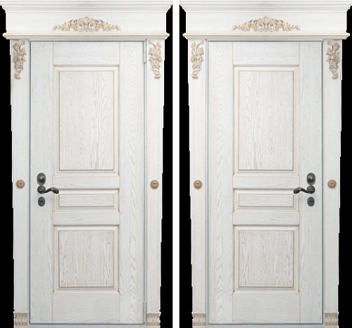 Входная дверь нестандартной высоты в квартиру №7