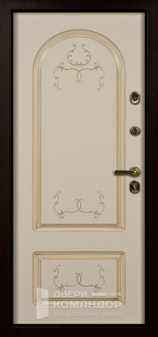 Дверь в арочный проем в квартире №25 - внутренняя сторона