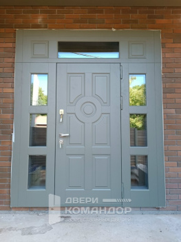 Входная дверь терморазрыв  шпон / шпон с боковыми и верхней фрамугами со стеклопакетами на заказ