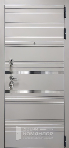 Красивая входная дверь в квартиру №30 - наружная сторона