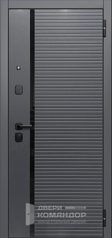 Входная дверь серая снаружи / белая внутри с зеркалом и глазком №18 размером 900x2000 мм - наружная сторона